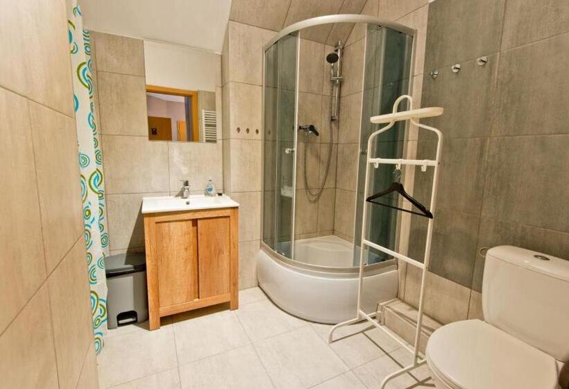Номер Стандарт Трехместный, Minihostel żary