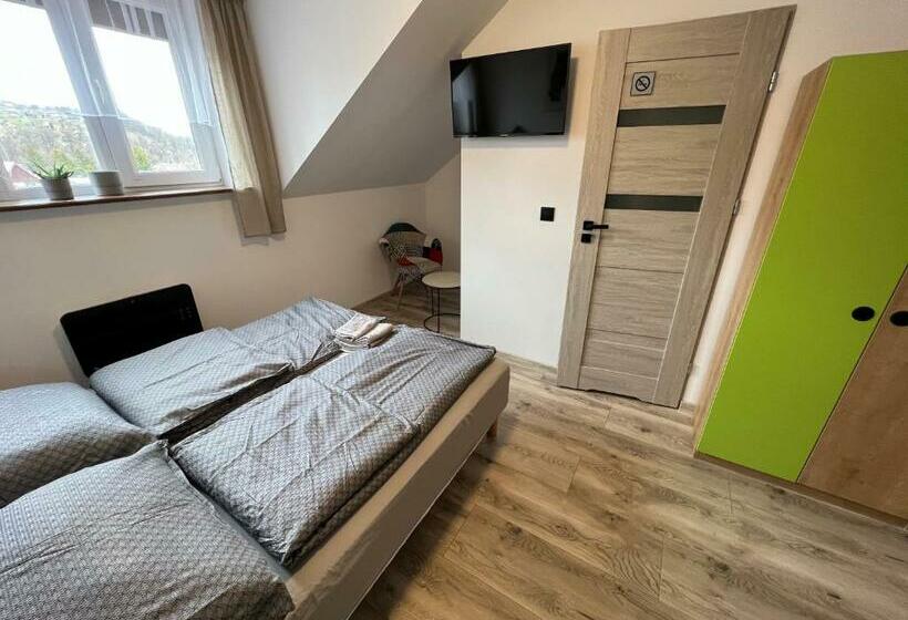 اتاق استاندارد, Pod Gromadzyniem Resort