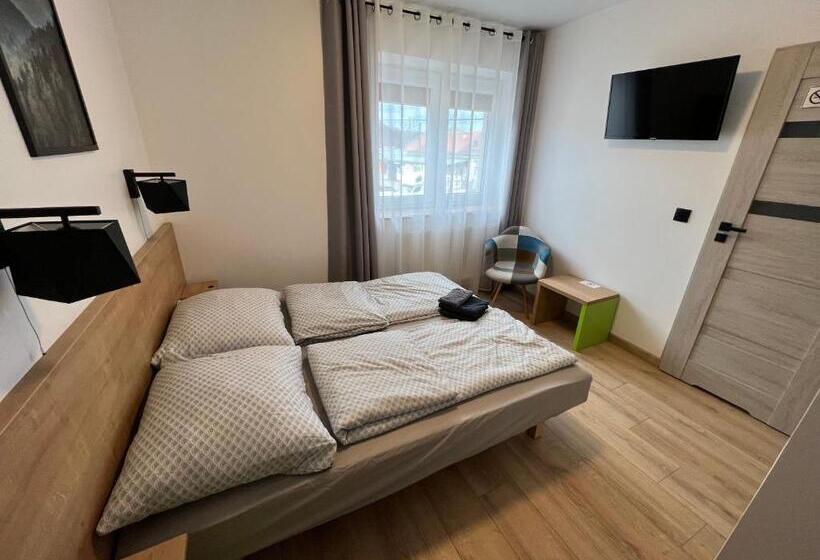 اتاق استاندارد, Pod Gromadzyniem Resort