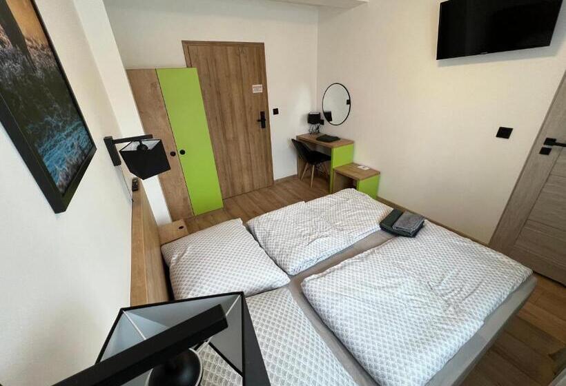 اتاق استاندارد, Pod Gromadzyniem Resort