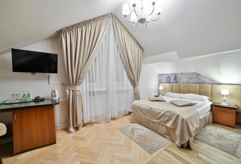 Номер Deluxe, Wiosna