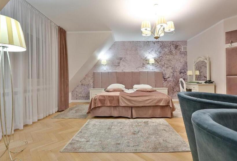 Апартаменты 2 Спальни, Wiosna
