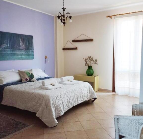 اتاق لوکس با بالکن, Ferula Loft
