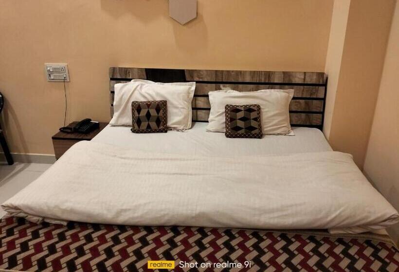 اتاق استاندارد, Relax Square & Hotel By Wb Inn