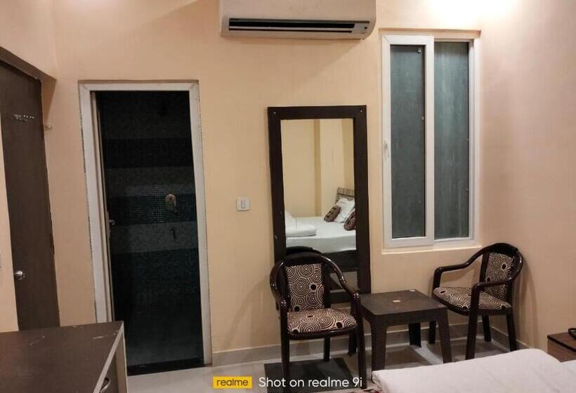 اتاق استاندارد, Relax Square & Hotel By Wb Inn