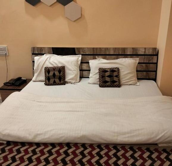 اتاق استاندارد, Relax Square & Hotel By Wb Inn