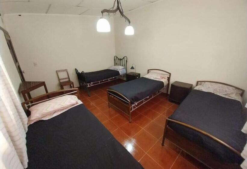 四人标准间, Hospedaje Casa Gaite