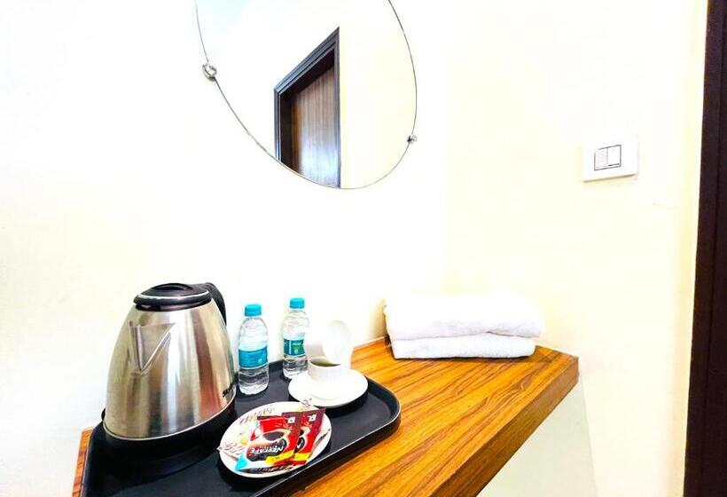 Quarto Deluxe, Ganga Ashoka Hotel Rishikesh