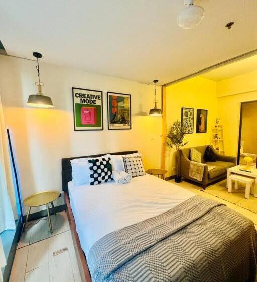 침실 1개 풀장 전망 아파트, One Uptown Residences Bgc