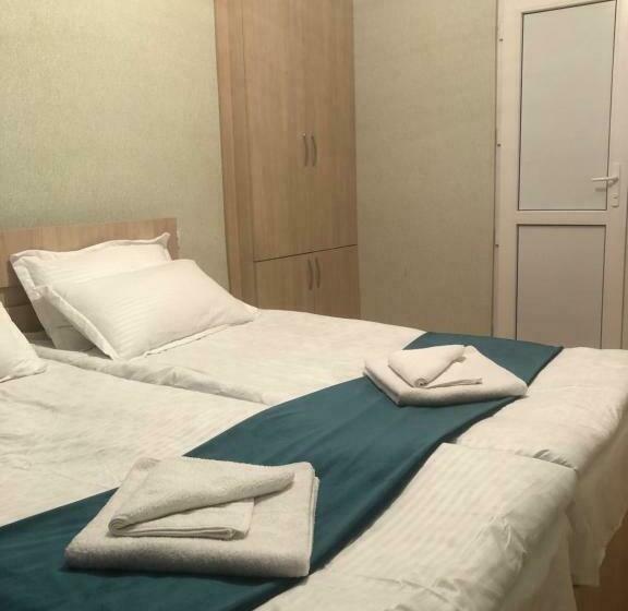 اتاق استاندارد, Cozy House