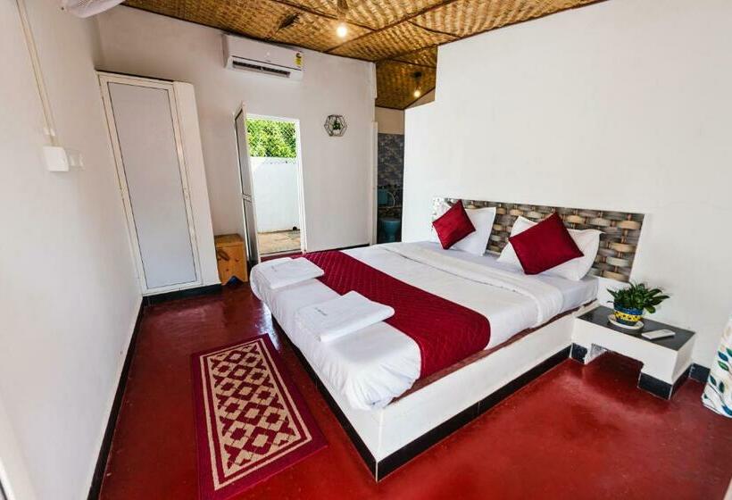 Номер Стандарт Вид на Бассейн, La Paulo S Near Beach Resort