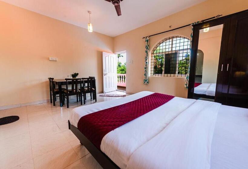 Номер Deluxe с Балконом, La Paulo S Near Beach Resort