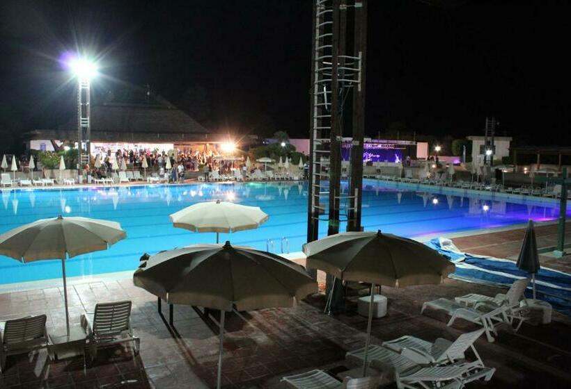 خانه 1 خوابه, Casavacanzekastalia Resort