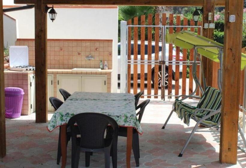 خانه 1 خوابه, Casavacanzekastalia Resort