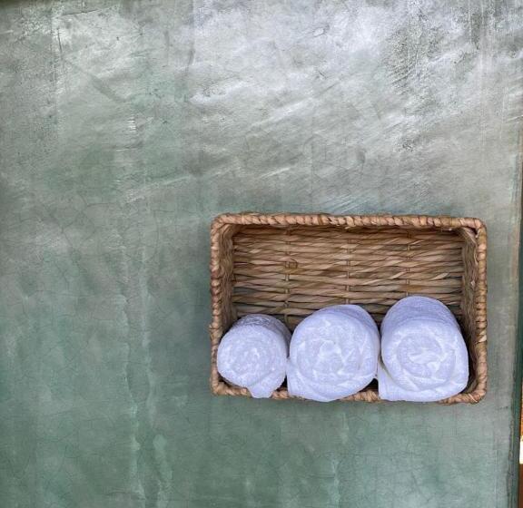 اتاق لوکس, Cocos