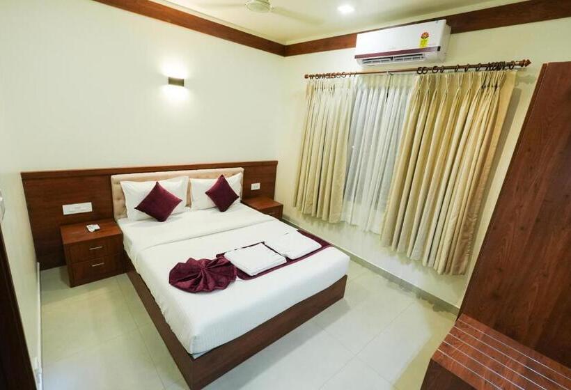 Президентский Люкс, Royalton Residency