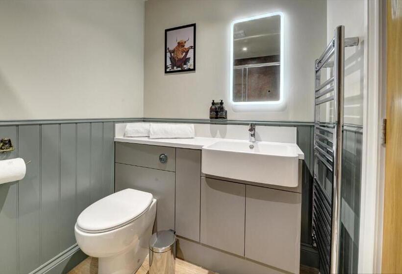 Семейный Номер, The Bridge House Henley