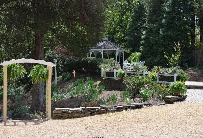 Люкс, Cedars Of Williamsburg Bed & Breakfast