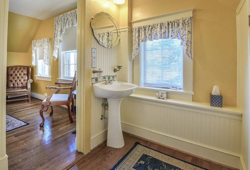 Номер Deluxe, Cedars Of Williamsburg Bed & Breakfast
