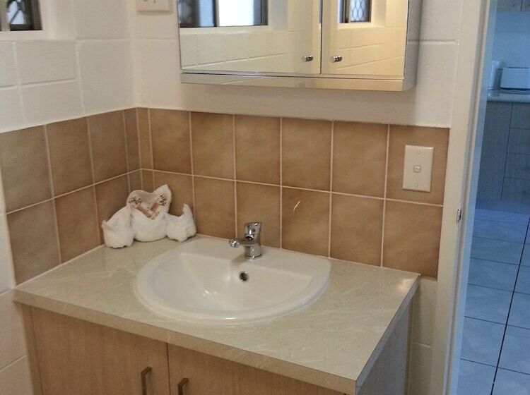 Апартаменты Economy 1 Спальня, Clifton Sands Holiday Apartments