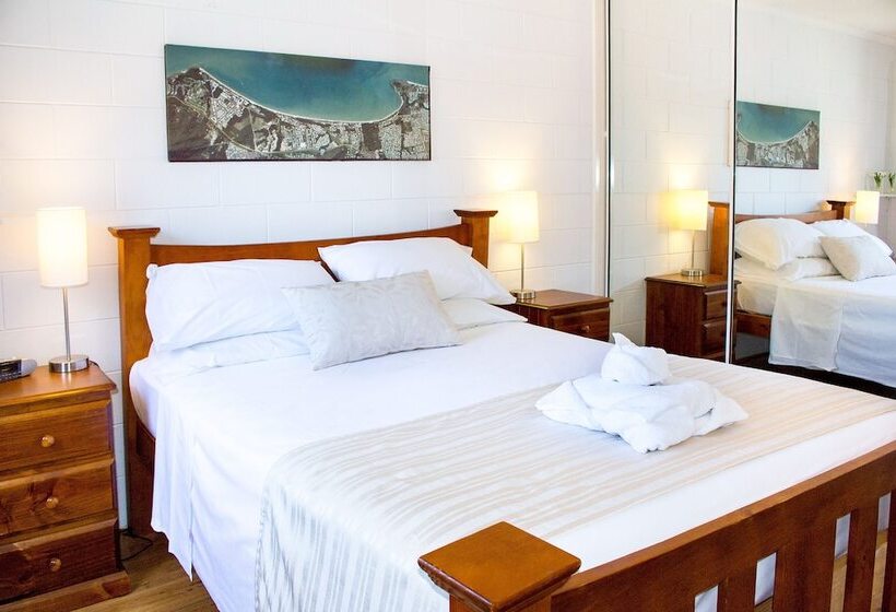 Апартаменты Премиум 1 Спальня, Clifton Sands Holiday Apartments