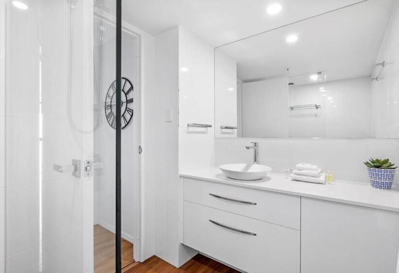 Апартаменты Ejecutiva 2 Спальни, De Ville Apartments