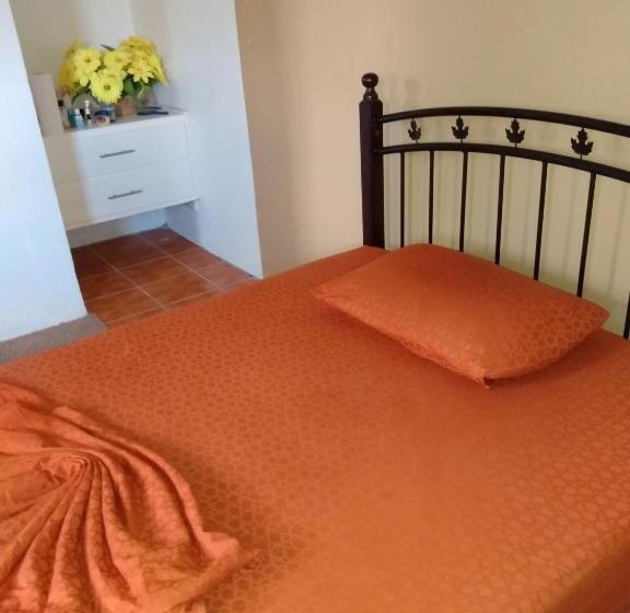 اتاق استاندارد, G S Nest Bed And Breakfast