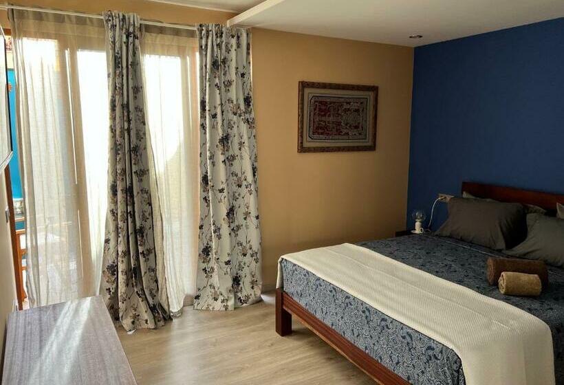 اتاق استاندارد با چشم‌انداز استخر, Orietta Residencial