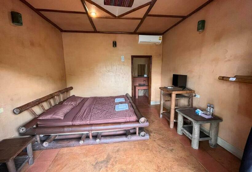 Номер Стандарт Вид на Сад, Akha River House Cr