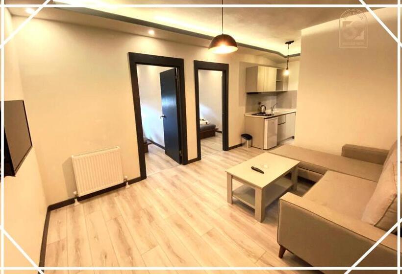 Quarto Estandar com Sacada, Nenehatun59 Buti̇k Otel