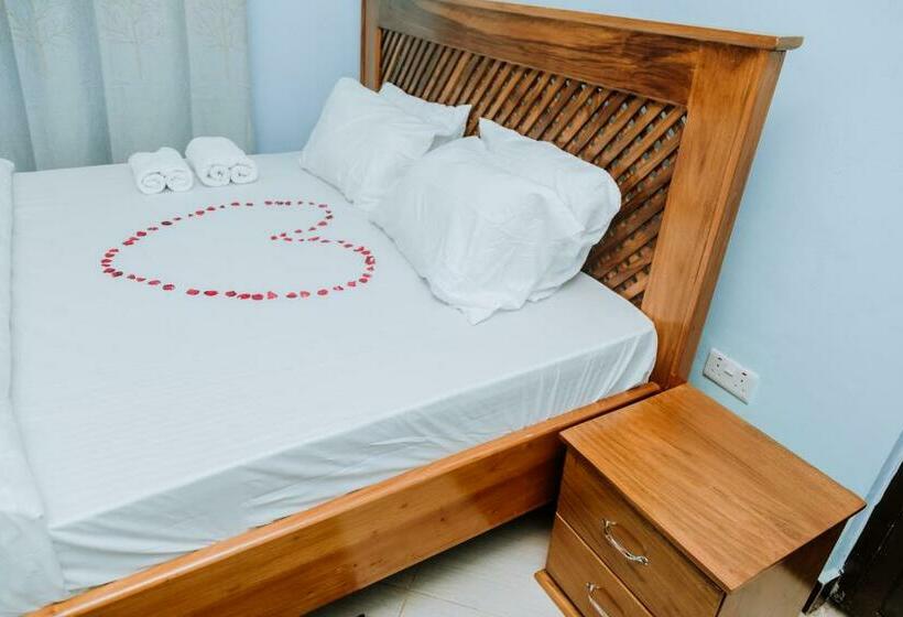 اتاق لوکس, Kisanga Homestay