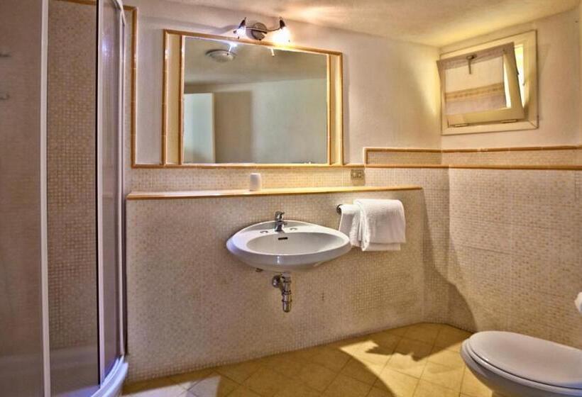 آپارتمان 1 خوابه با چشم‌انداز دریا, Apartments In Residence With Swimming Pool In Porto Rotondo