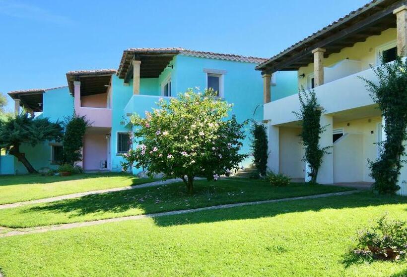 آپارتمان 1 خوابه با چشم‌انداز دریا, Apartments In Residence With Swimming Pool In Porto Rotondo