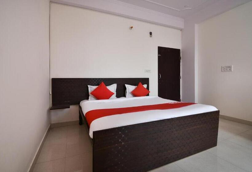 غرفة كلاسيكية ثلاثية, Flagship Ekta Palace
