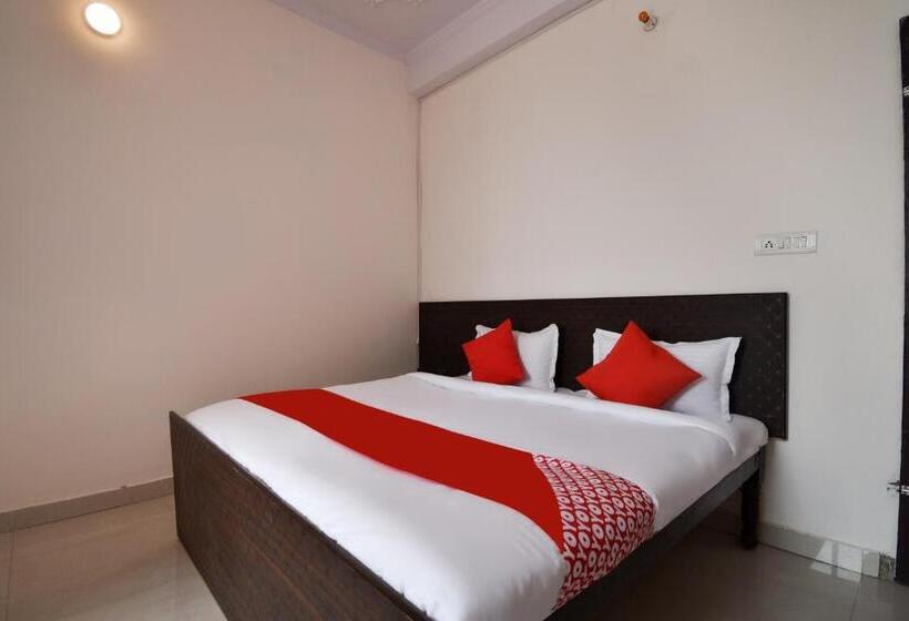 غرفة كلاسيكية ثلاثية, Flagship Ekta Palace