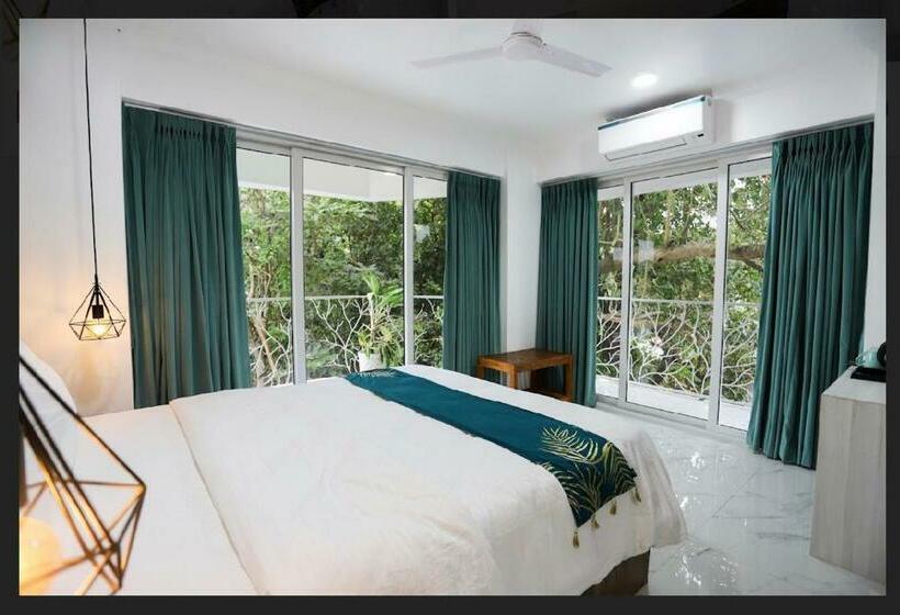 اتاق استاندارد با بالکن, The Mayfield Resort, Vagator