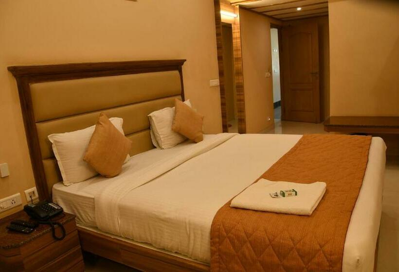 Номер Стандарт, Bairav Grand Madurai