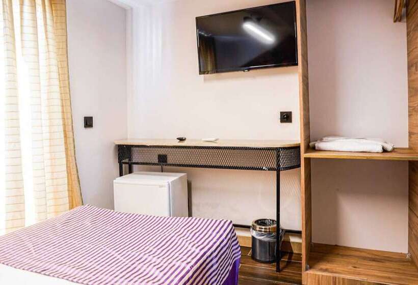 اتاق استاندارد یک نفره, Lupo Libero Hotel Spa