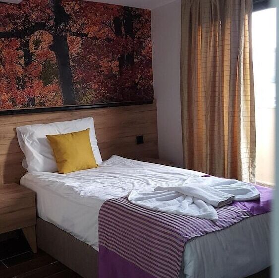 اتاق استاندارد یک نفره, Lupo Libero Hotel Spa