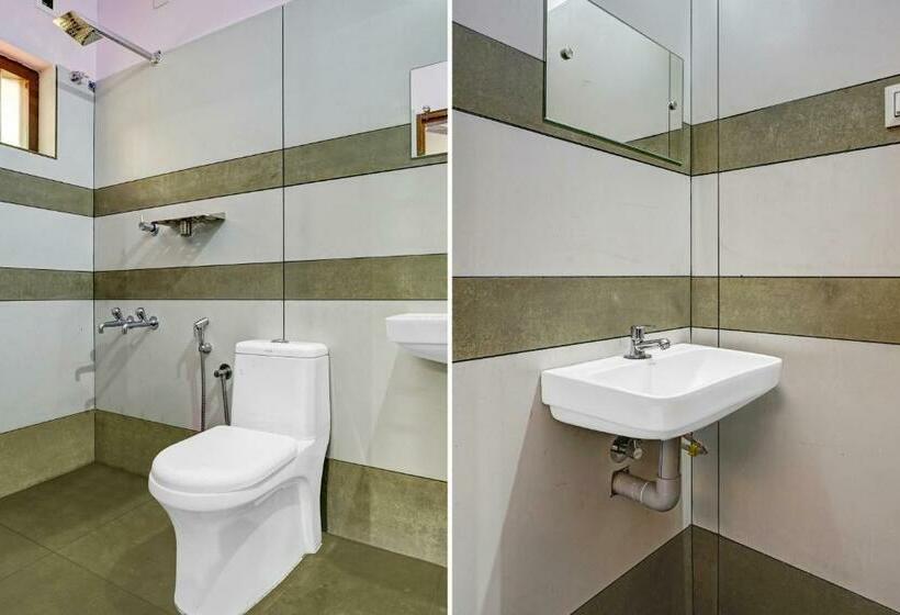 Трехместный Номер Классика, Spot On 804461 Shalom Palace Residency