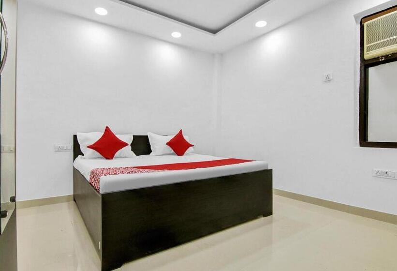 트리플 클래식 룸, Flagship Hotel Secret Mirage Near Rithala Metro Station