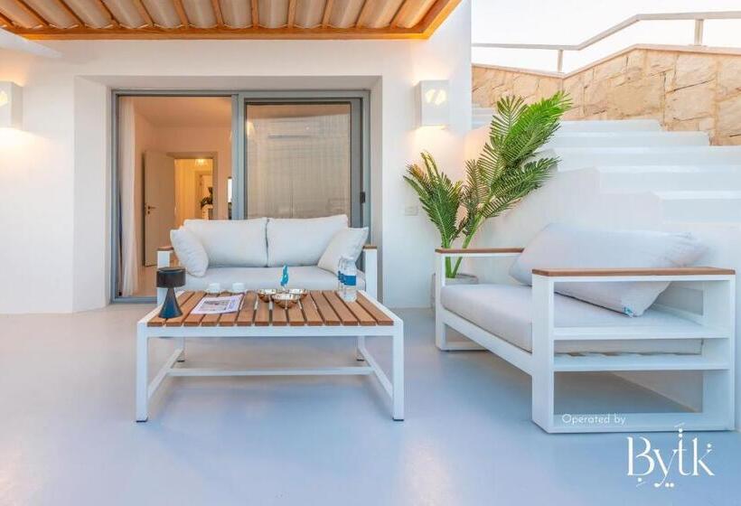 1 Bedroom Apartment Lake View, Bytk   La Terraza