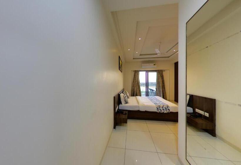 Люкс Кровать Кинг, Anantam Resort