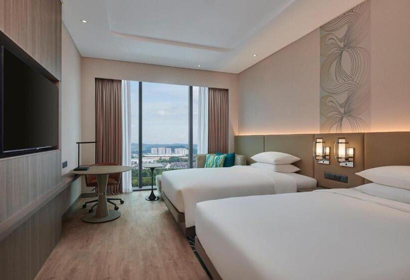 Номер Deluxe, Courtyard By Marriott Setia Alam