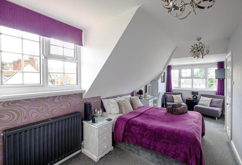 اتاق لوکس با تخت بزرگ, Robertsbrook Guest House