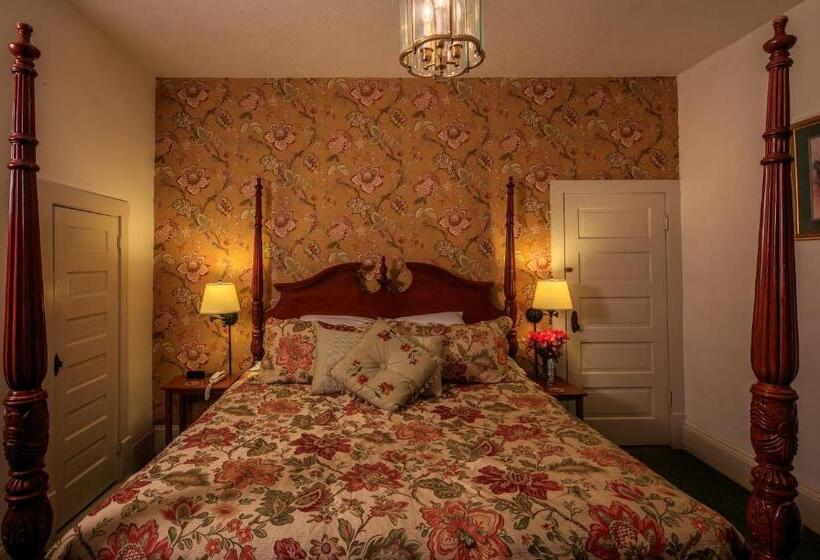 스위트, Taylor House Inn