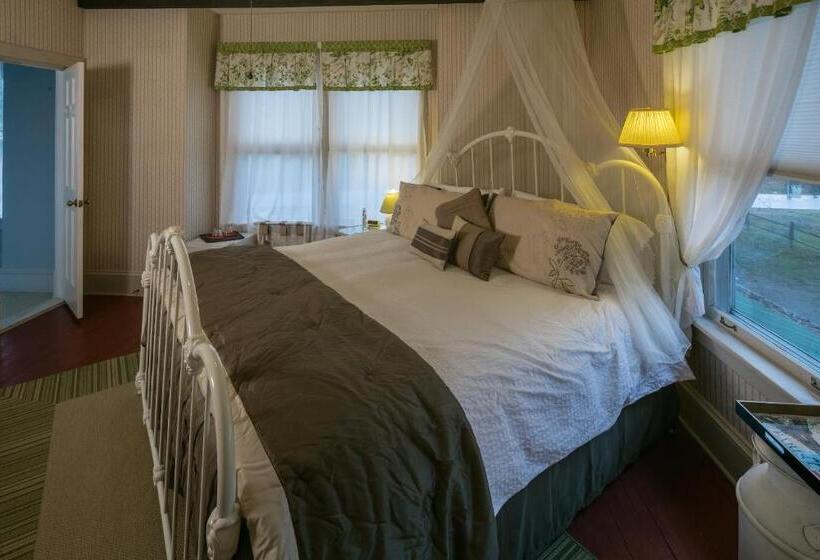 스탠다드 룸, Taylor House Inn