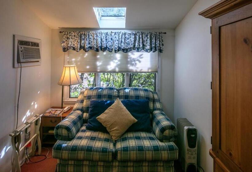 기본룸, Taylor House Inn
