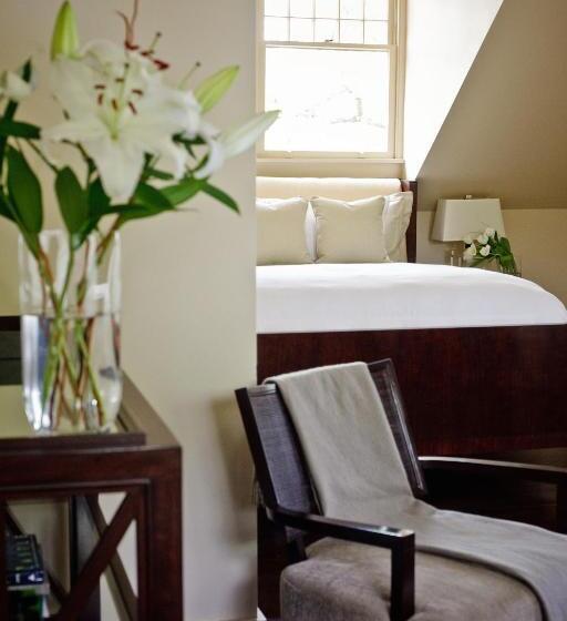 带大床的复式套间, Stonehurst Place Bed & Breakfast