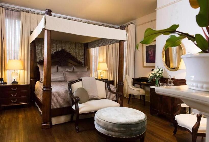 带大床的套房, Stonehurst Place Bed & Breakfast